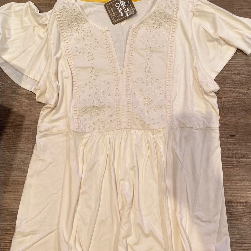 Ivory Matilda Jane shift blouse, size large